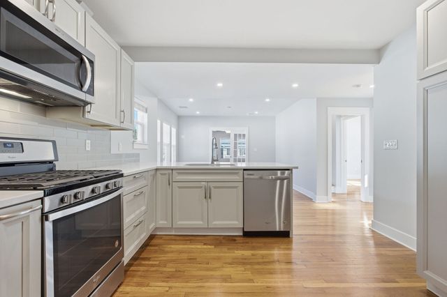 28 Saint Gregory St 2, Boston, MA 02124