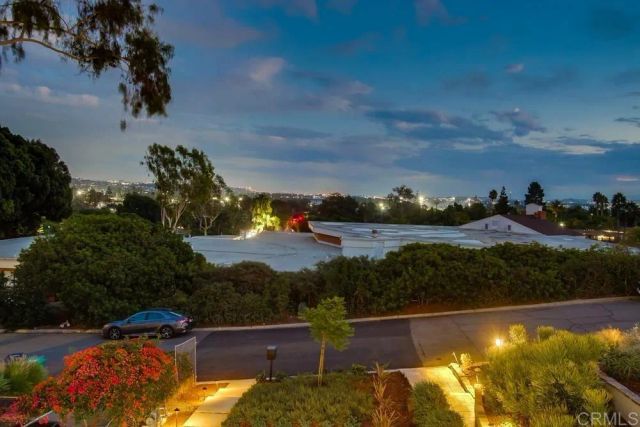 2522 CHALCEDONY ST, Pacific Beach (san Diego), CA 92109