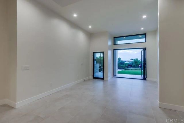 2522 CHALCEDONY ST, Pacific Beach (san Diego), CA 92109