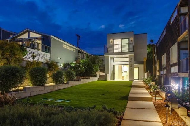 2522 CHALCEDONY ST, Pacific Beach (san Diego), CA 92109