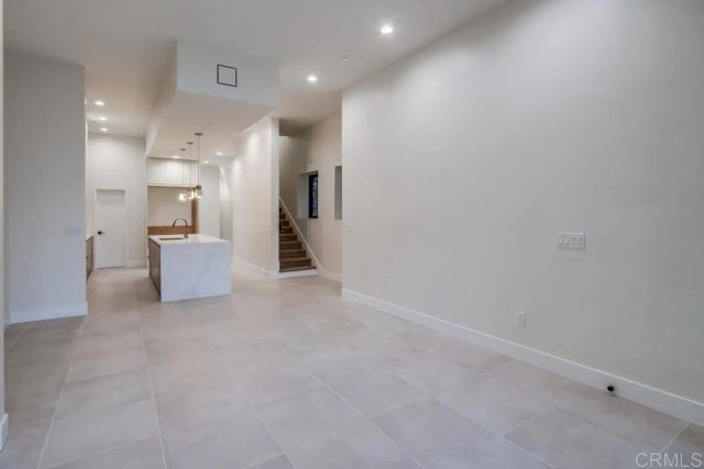 2522 CHALCEDONY ST, Pacific Beach (san Diego), CA 92109