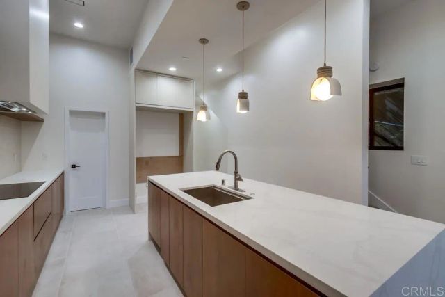 2522 CHALCEDONY ST, Pacific Beach (san Diego), CA 92109