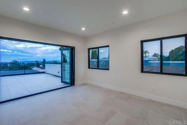 2522 CHALCEDONY ST, Pacific Beach (san Diego), CA 92109