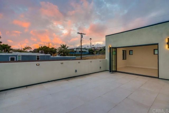 2522 CHALCEDONY ST, Pacific Beach (san Diego), CA 92109