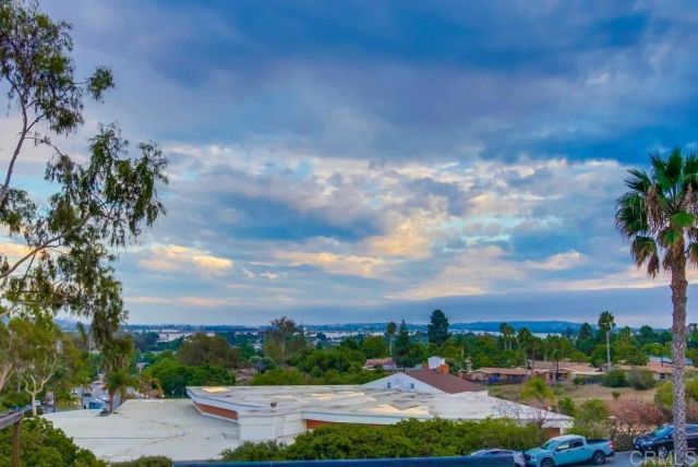 2522 CHALCEDONY ST, Pacific Beach (san Diego), CA 92109