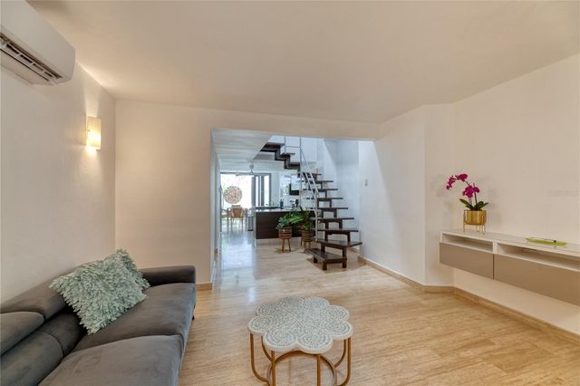 203 FORTALEZA STREET 4, San Juan, PR 00901