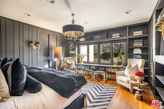 18625 Wells Drive, Tarzana (los Angeles), CA 91356