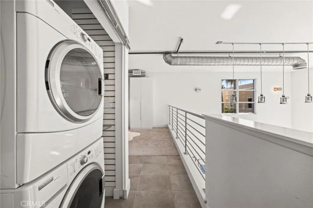 918 E Civic Center Drive, Santa Ana, CA 92701