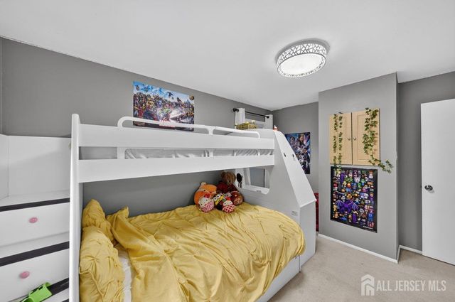 5 Ridge Road, South River, NJ 08872