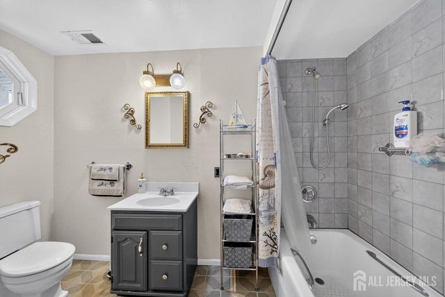 5 Ridge Road, South River, NJ 08872