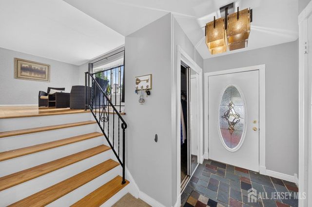 5 Ridge Road, South River, NJ 08872