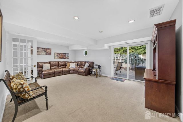 5 Ridge Road, South River, NJ 08872