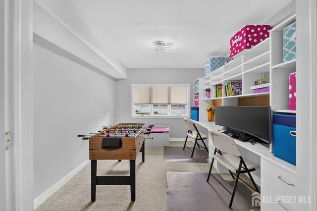 5 Ridge Road, South River, NJ 08872