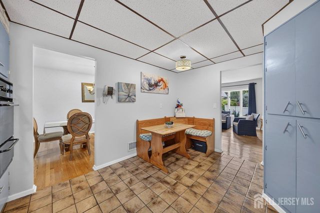 5 Ridge Road, South River, NJ 08872