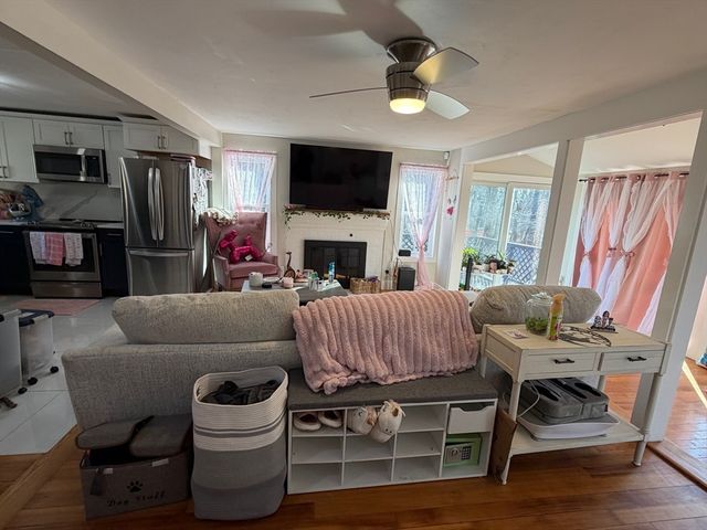 8 Wyman Avenue, Salem, MA 01970