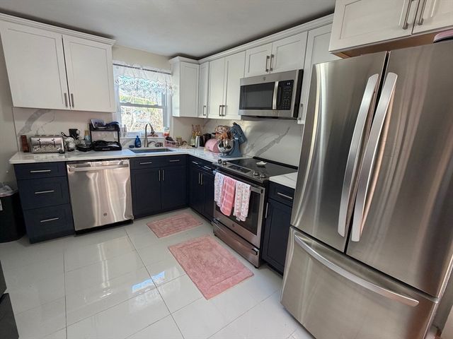 8 Wyman Avenue, Salem, MA 01970