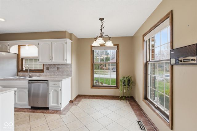 7650 Rutherglen Way, Indianapolis, IN 46254