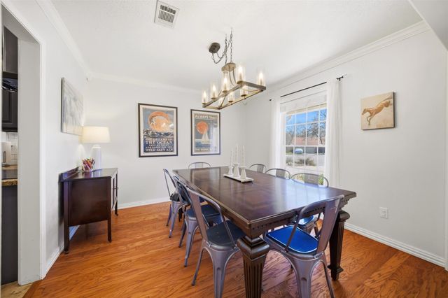 2705 Wood Cliff Court, College Station, TX 77845