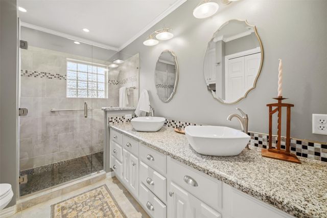 2705 Wood Cliff Court, College Station, TX 77845