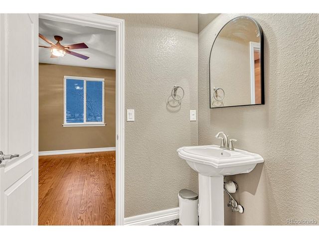 27208 E Jamison Pl, Aurora, CO 80016