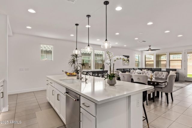 7380 W BENT TREE Drive, Peoria, AZ 85383