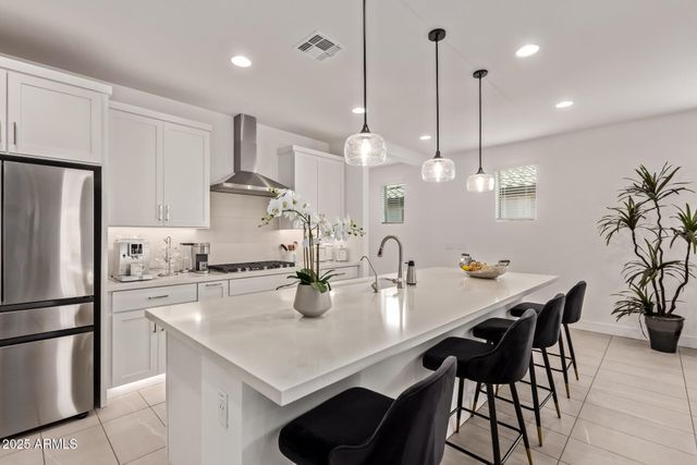 7380 W BENT TREE Drive, Peoria, AZ 85383