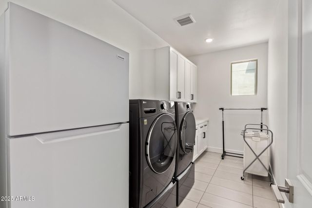 7380 W BENT TREE Drive, Peoria, AZ 85383