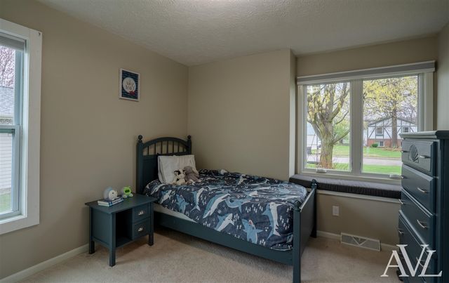 7378 Rolling Hills Drive, Hudsonville, MI 49426