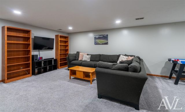 7378 Rolling Hills Drive, Hudsonville, MI 49426
