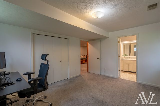 7378 Rolling Hills Drive, Hudsonville, MI 49426