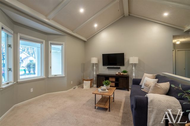7378 Rolling Hills Drive, Hudsonville, MI 49426