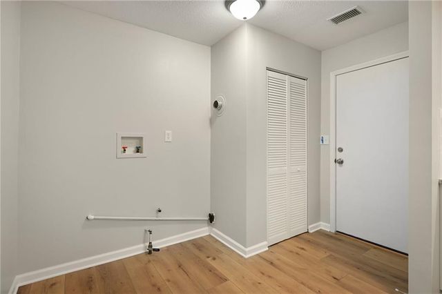 5117 CREST Drive, Kansas City, KS 66106