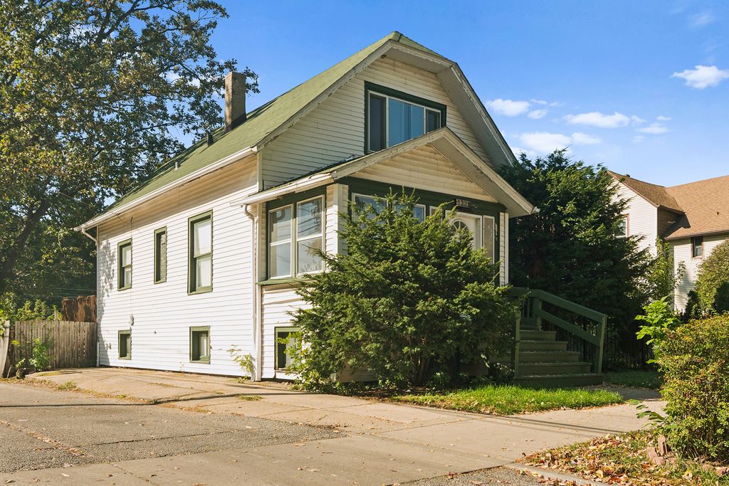 7220 N Hamilton Avenue, Chicago, IL 60645 — photo 2