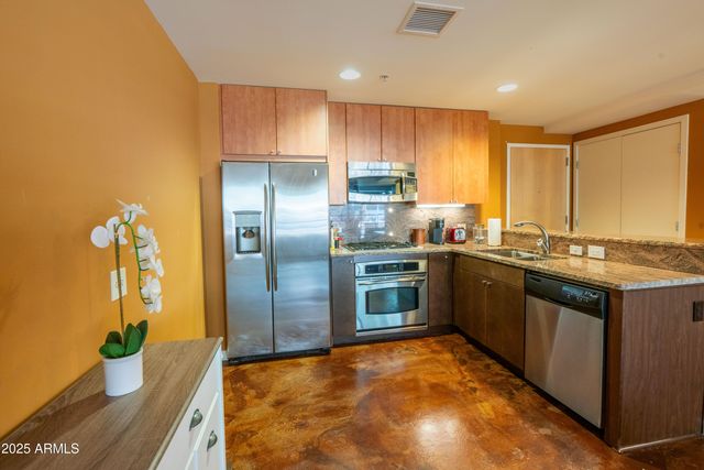 7137 E RANCHO VISTA Drive 3003, Scottsdale, AZ 85251