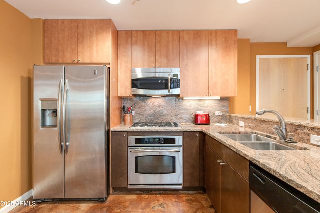 7137 E RANCHO VISTA Drive 3003, Scottsdale, AZ 85251