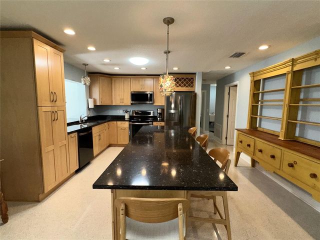 1883 RIVIERA CIRCLE, Sarasota, FL 34232
