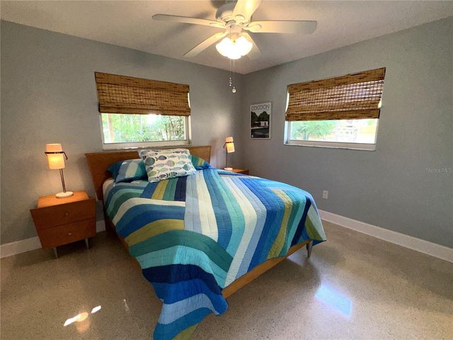 1883 RIVIERA CIRCLE, Sarasota, FL 34232