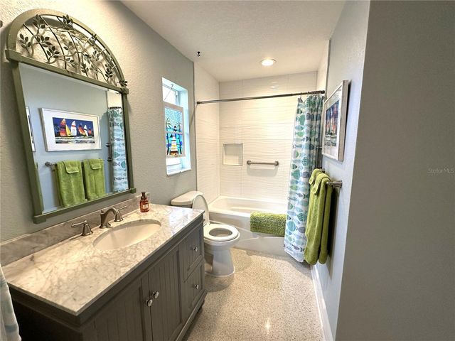 1883 RIVIERA CIRCLE, Sarasota, FL 34232