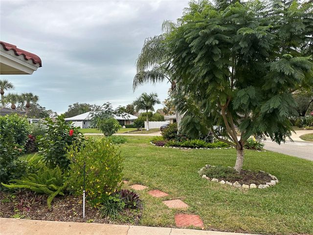 1883 RIVIERA CIRCLE, Sarasota, FL 34232