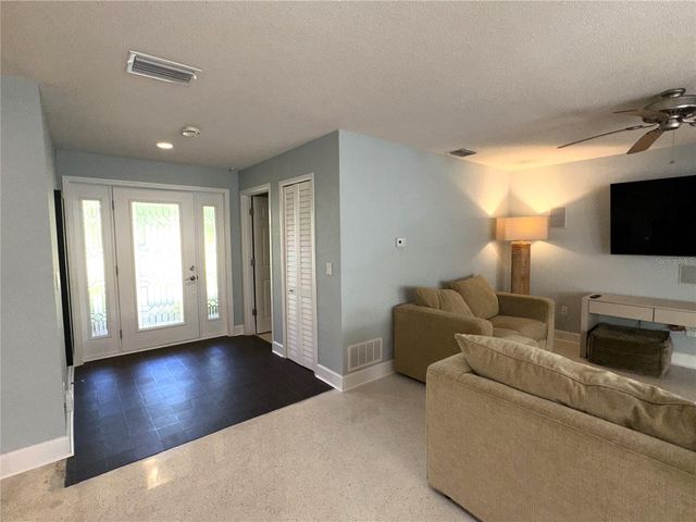 1883 RIVIERA CIRCLE, Sarasota, FL 34232