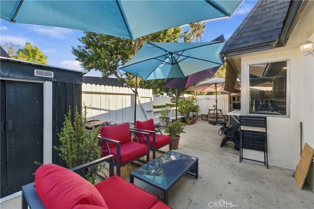 1340 Victoria J, Fullerton, CA 92831