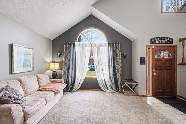 1920 128th Avenue NW, Coon Rapids, MN 55448