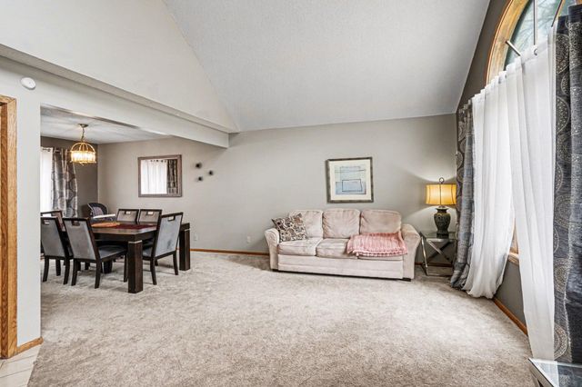 1920 128th Avenue NW, Coon Rapids, MN 55448