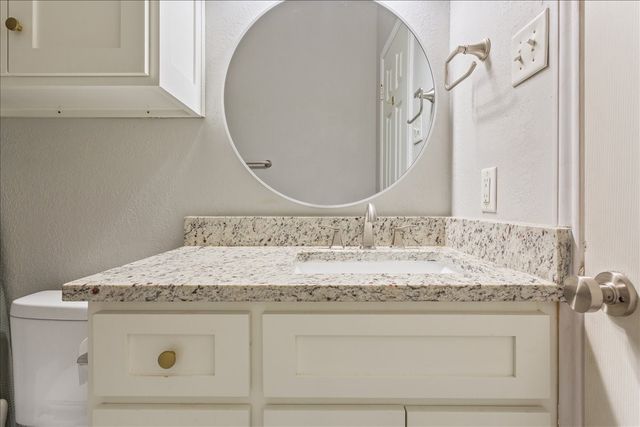1401 Bagby Avenue 4, Waco, TX 76706