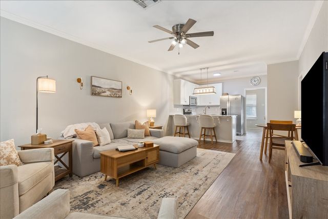 1401 Bagby Avenue 4, Waco, TX 76706
