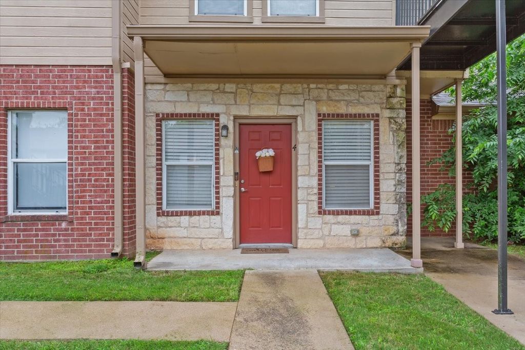 1401 Bagby Avenue 4, Waco, TX 76706