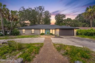 3858 CHEROKEE VILLA Lane, Jacksonville, FL 32277