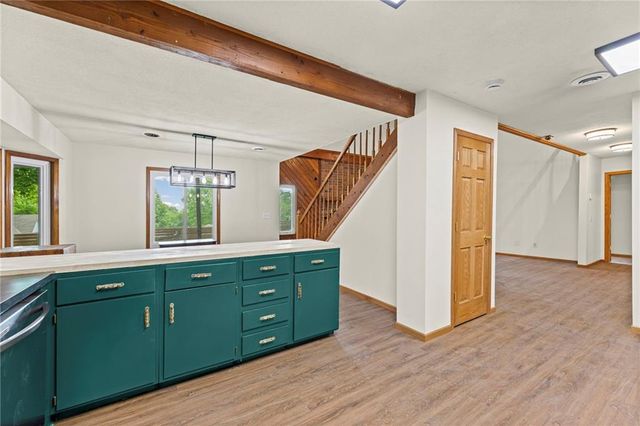 301 SW 13th Street, Oak Grove, MO 64075
