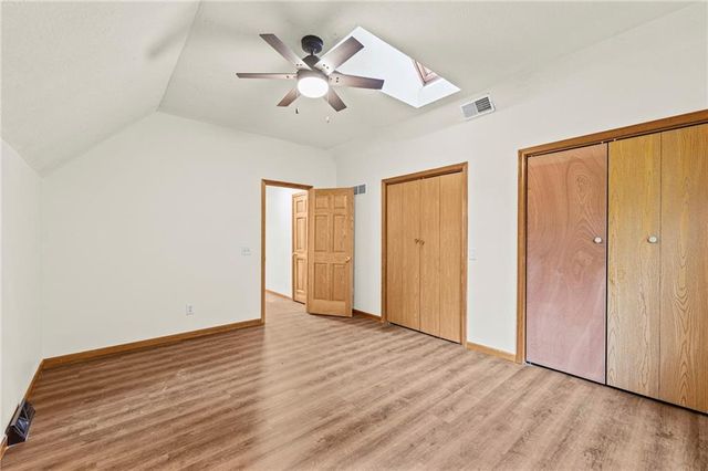 301 SW 13th Street, Oak Grove, MO 64075