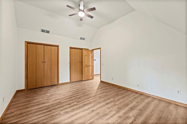 301 SW 13th Street, Oak Grove, MO 64075